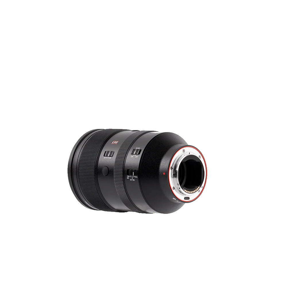 Viltrox AF 135mm F1.8 LAB Full-Frame Lens for Sony E-Mount - Image 5