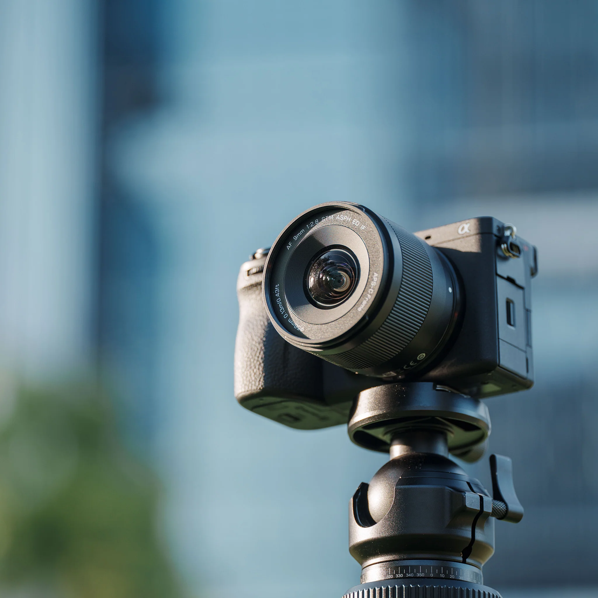 Viltrox AF 9mm F2.8 Air APS-C Lens for Sony E-Mount - Image 4