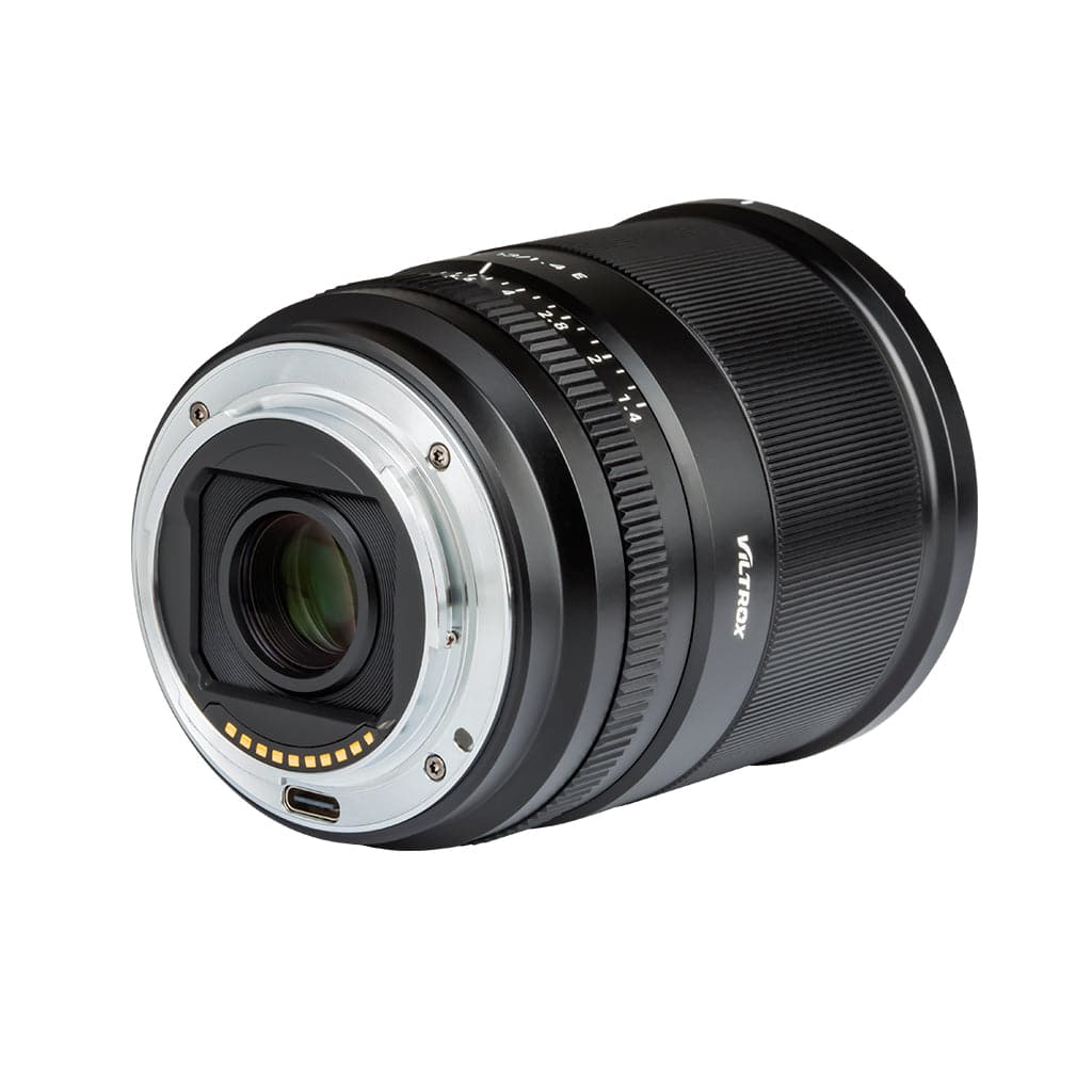 Viltrox AF 13mm F1.4 APS-C Lens for Sony E-Mount - Image 4